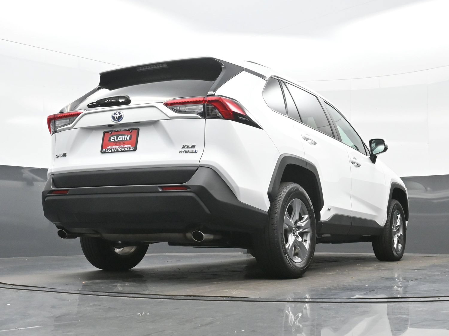 Used 2022 Toyota RAV4 XLE AWD/4WD image 31
