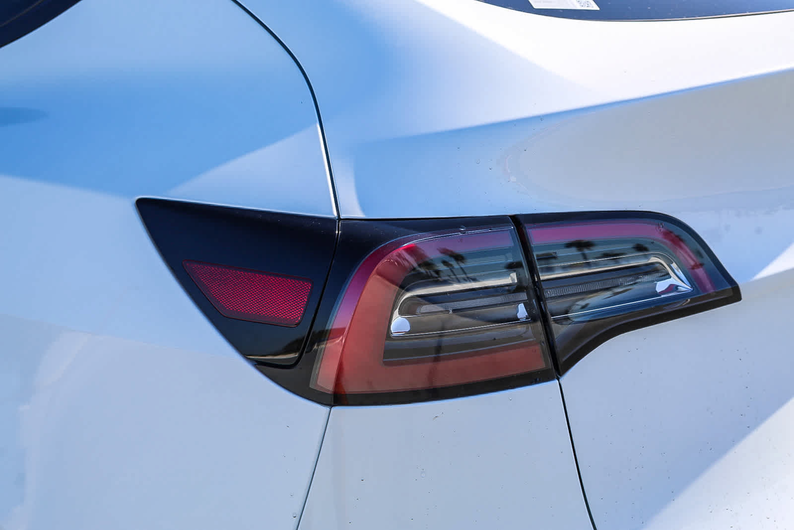 Used 2022 Tesla Model Y Long Range AWD/4WD image 9