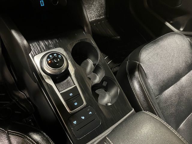 Used 2020 Ford Escape Titanium image 17