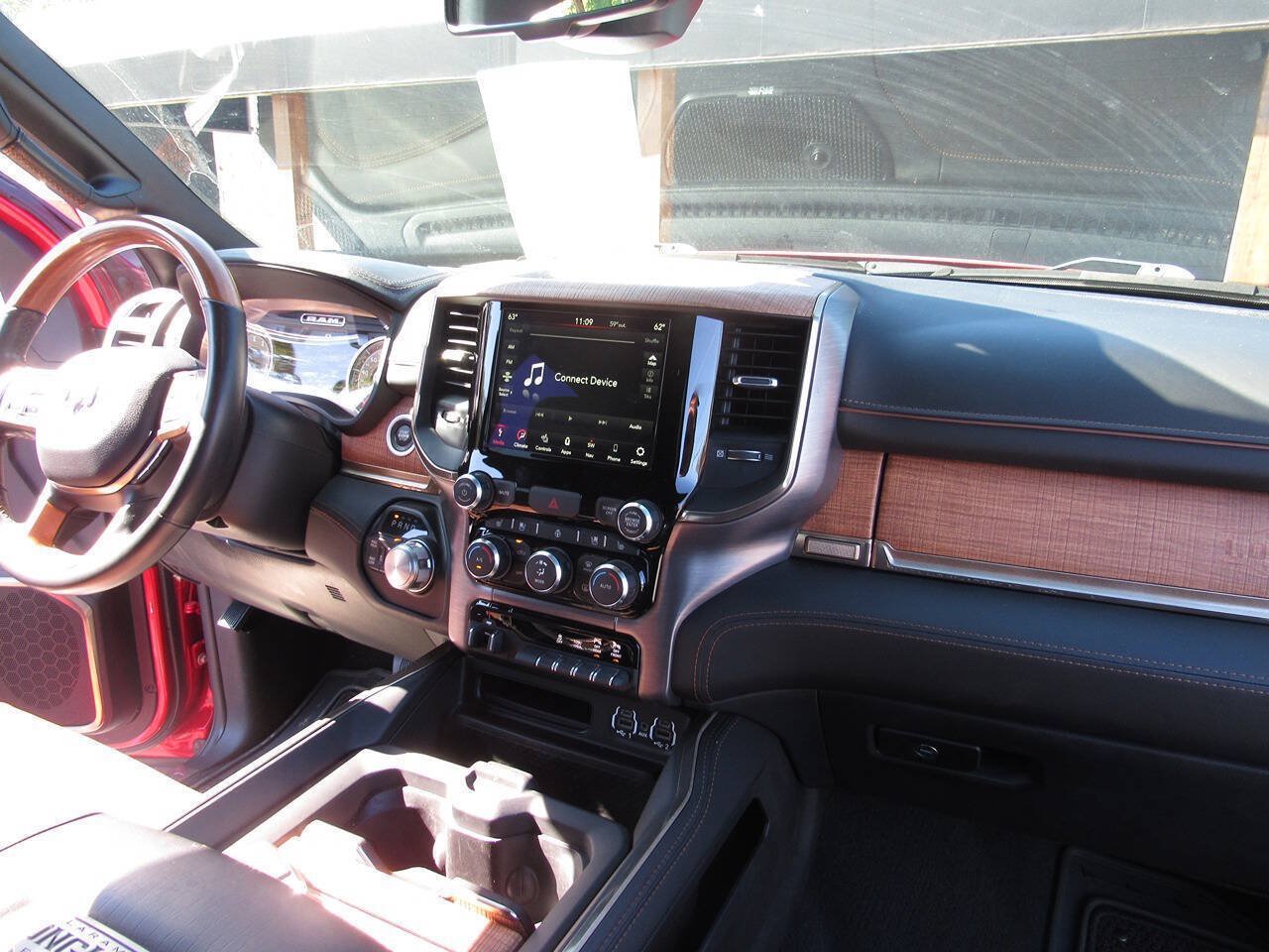 Used 2020 RAM 2500 Limited AWD/4WD image 31