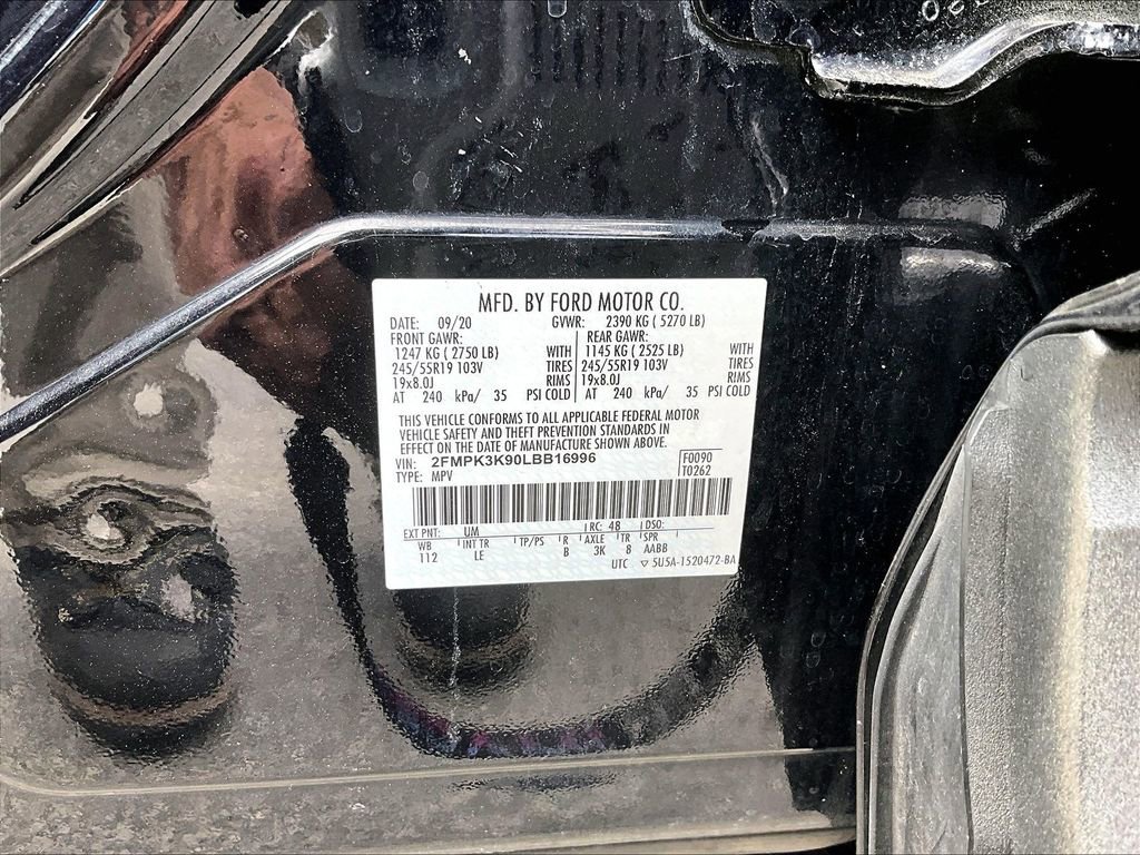 Used 2020 Ford Edge Titanium w/ Cargo Accessory Package FWD image 30