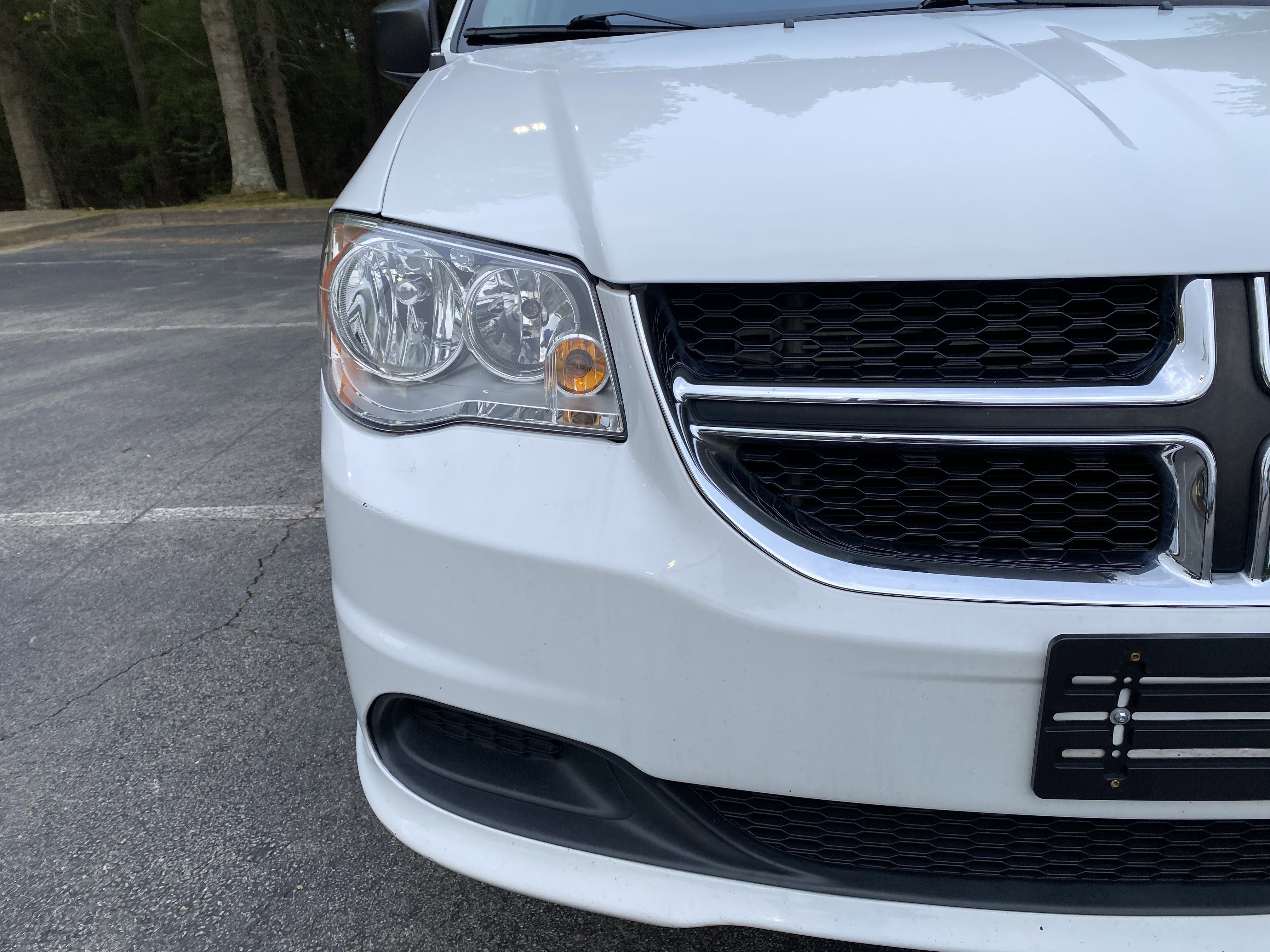 Used 2016 Dodge Grand Caravan American Value Package w/ UConnect Hands-Free Group image 14