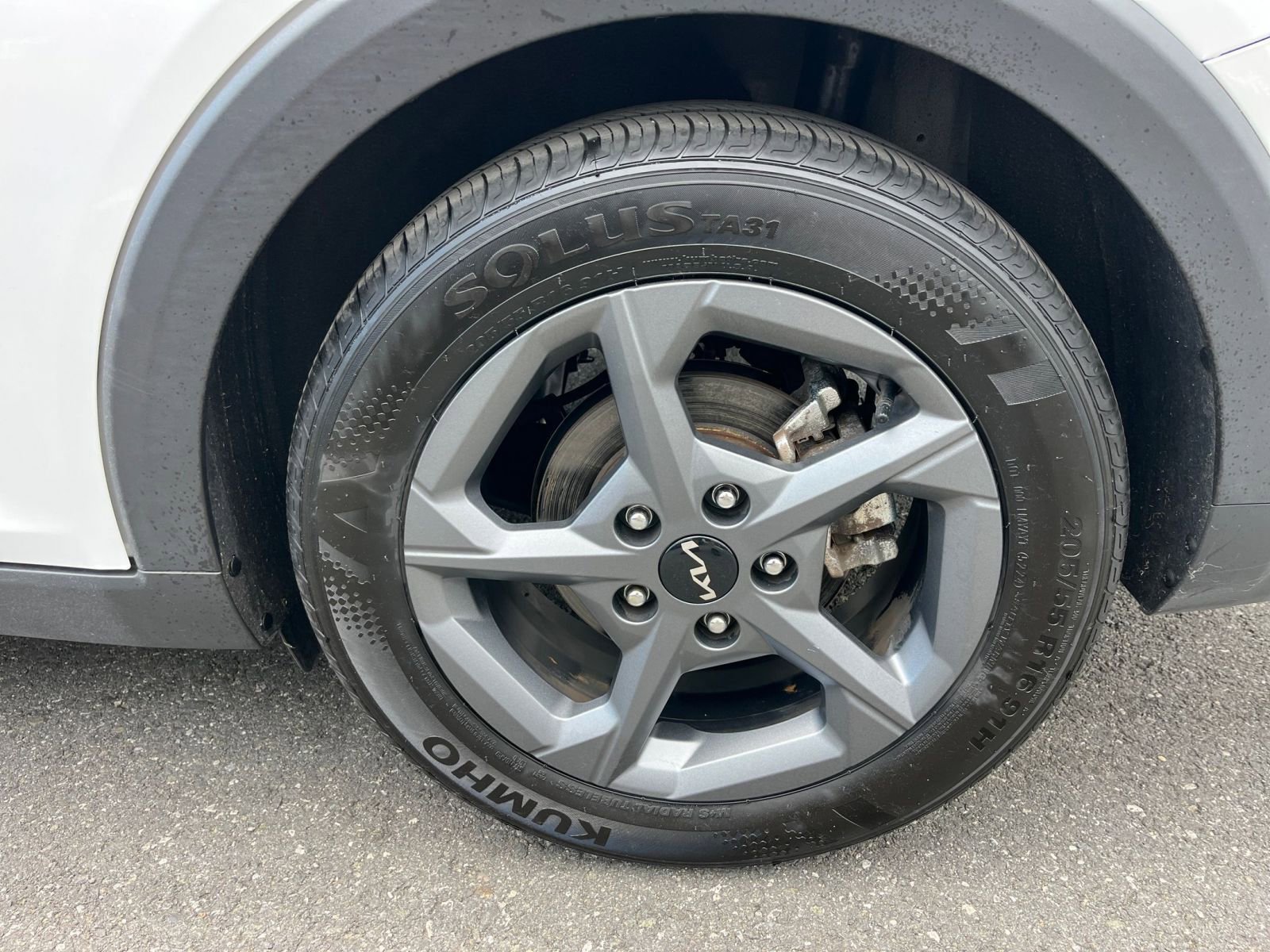 Used 2025 Kia K4 FWD image 30