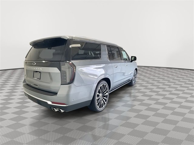 New 2026 Chevrolet Suburban High Country image 11