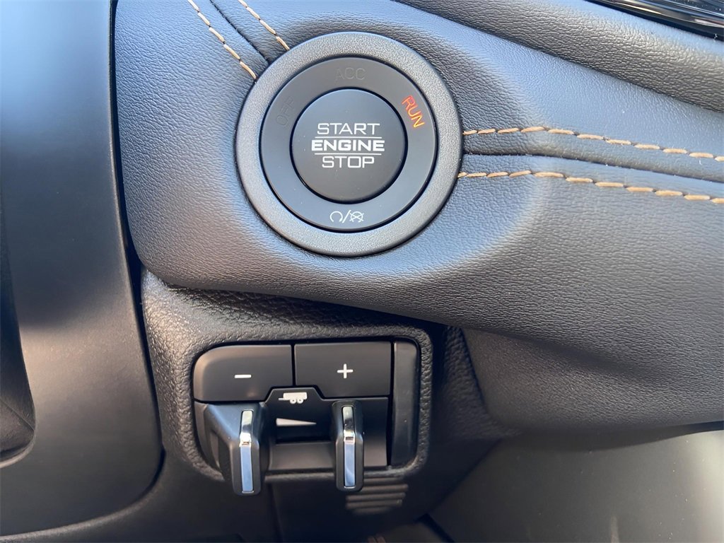 Used 2025 Dodge Durango R/T image 32