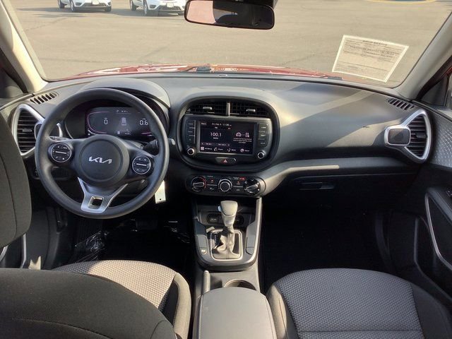 Used 2024 Kia Soul LX w/ Option Group 015 image 6