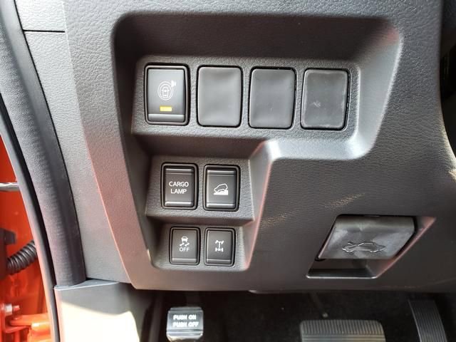 New 2025 Nissan Frontier PRO-4X w/ Interior Protection Package image 19