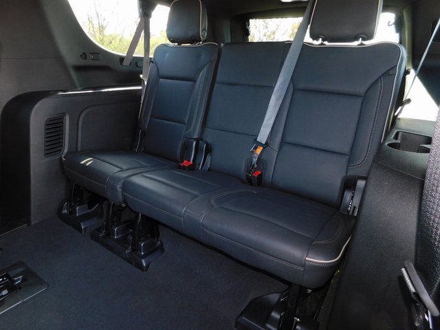 Certified 2023 Chevrolet Suburban Premier image 37