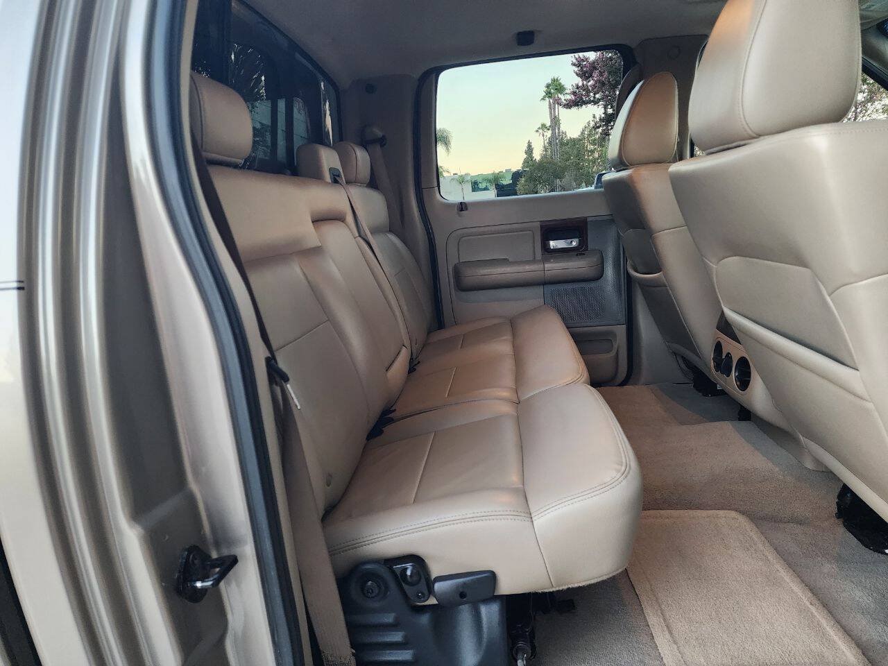 Used 2005 Ford F150 Lariat AWD/4WD image 21