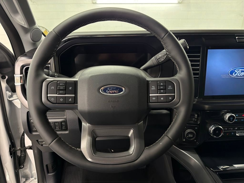 New 2026 Ford F250 Lariat w/ Chrome Package image 17