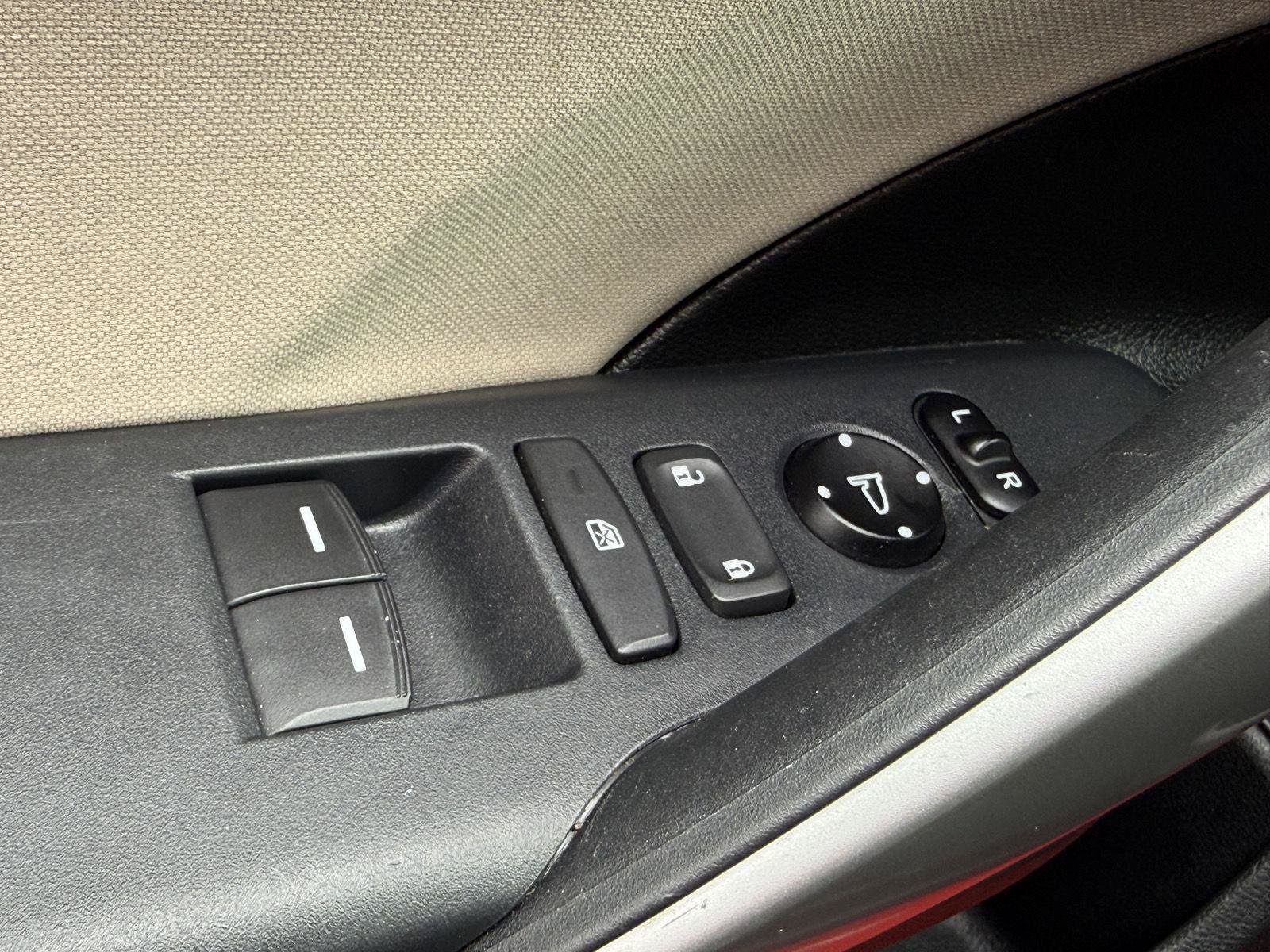 Used 2016 Honda Civic EX-T image 17