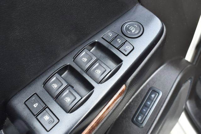 Used 2015 Chevrolet Tahoe LTZ AWD/4WD image 19