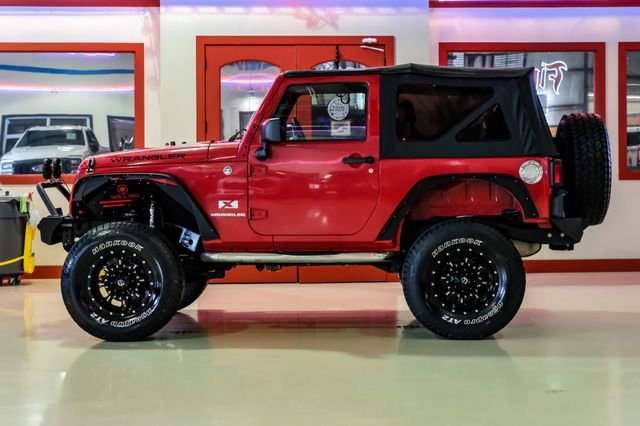 Used 2009 Jeep Wrangler X AWD/4WD image 11