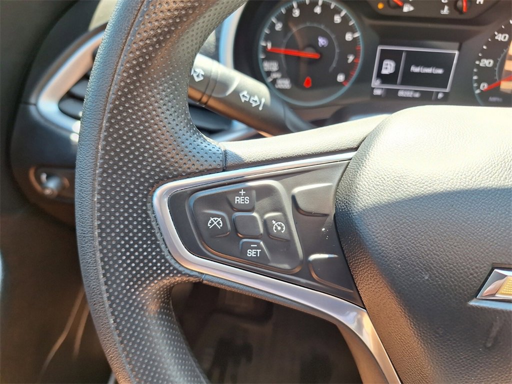 Used 2022 Chevrolet Malibu LT image 17