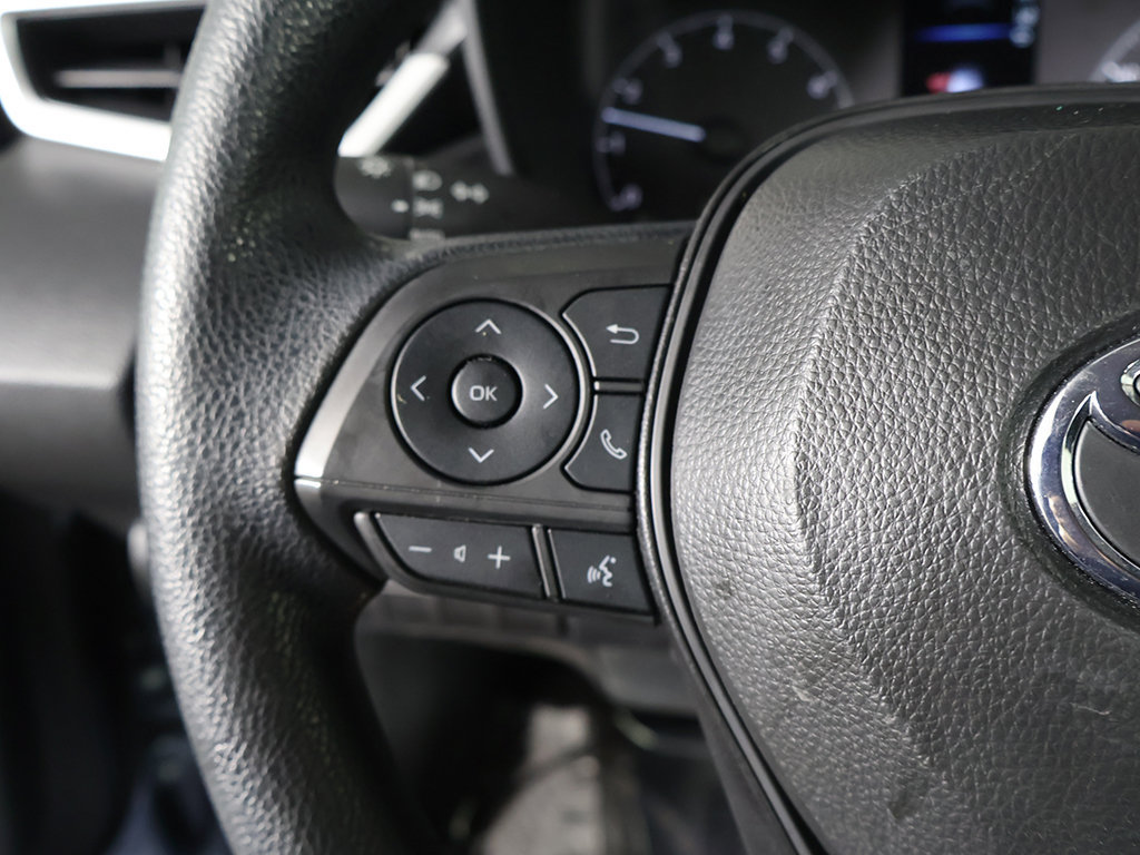 Used 2025 Toyota Corolla LE FWD image 36