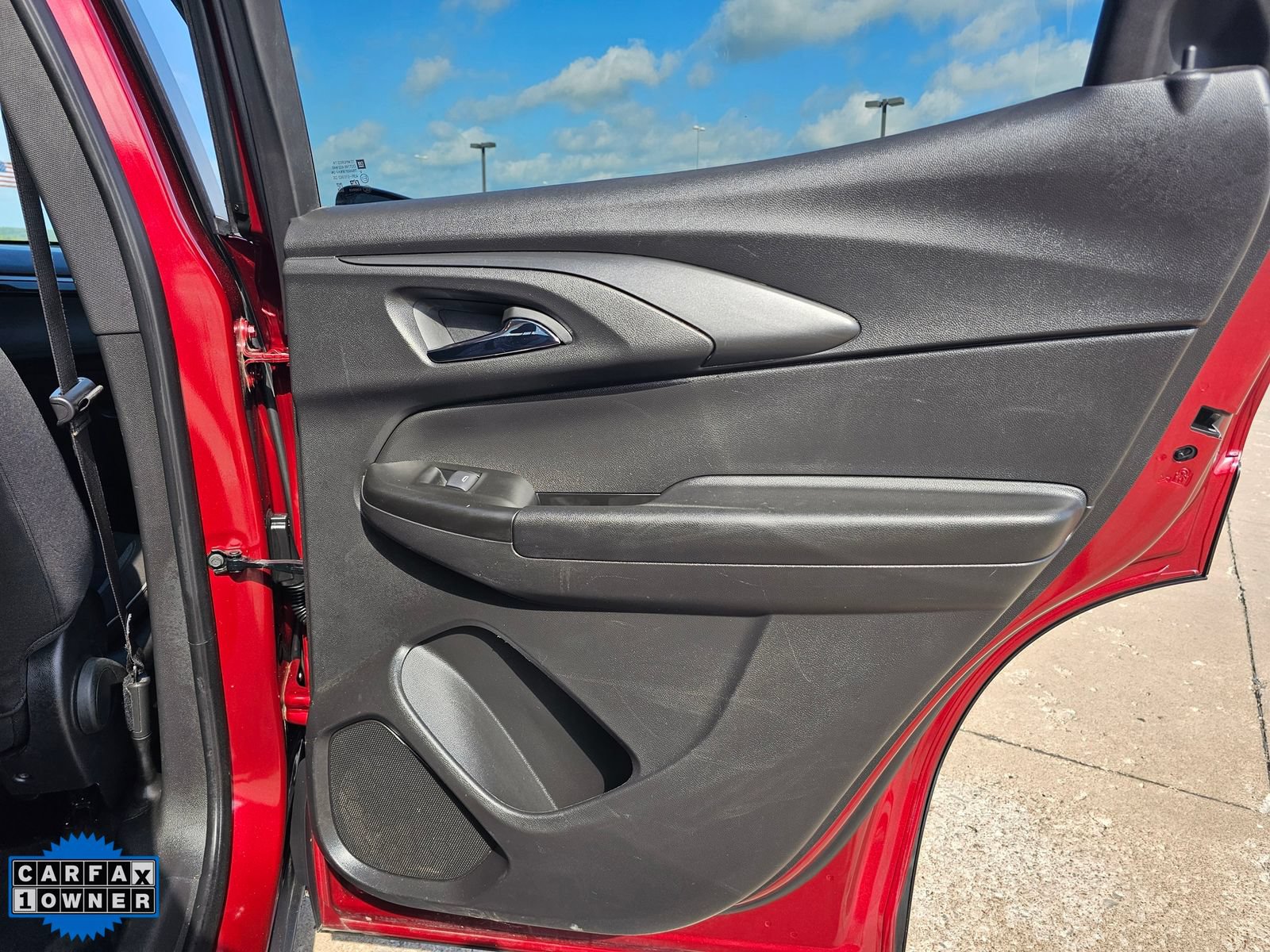 Used 2025 Chevrolet TrailBlazer LT AWD/4WD image 32