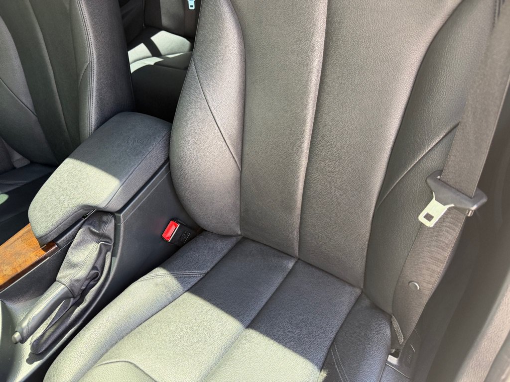 Used 2015 BMW 320i xDrive Sedan AWD/4WD image 21