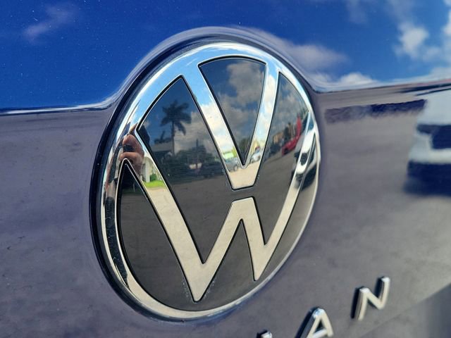 Used 2022 Volkswagen Tiguan SE image 8