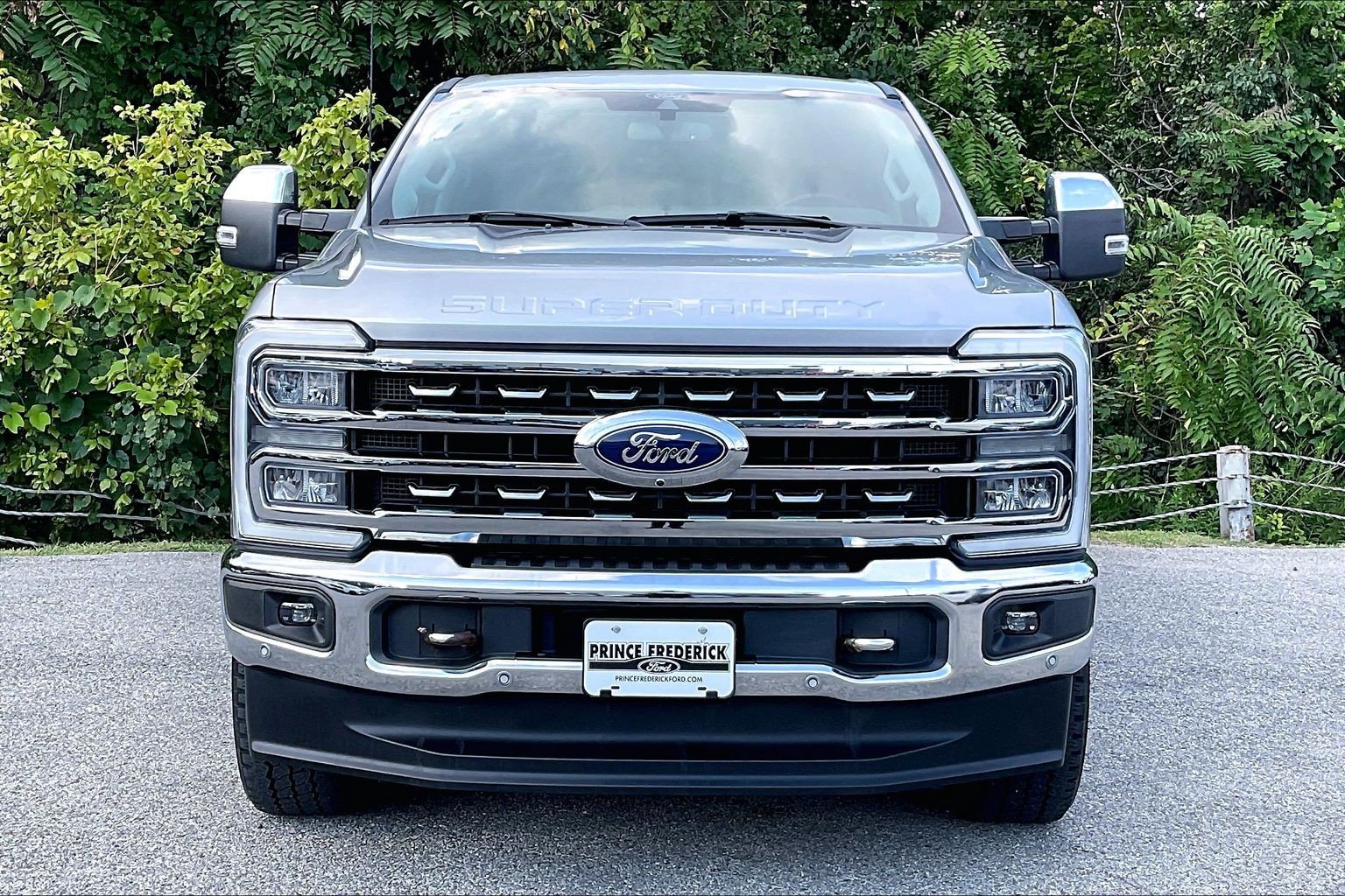 Used 2024 Ford F350 Lariat w/ Lariat Ultimate Package AWD/4WD image 2