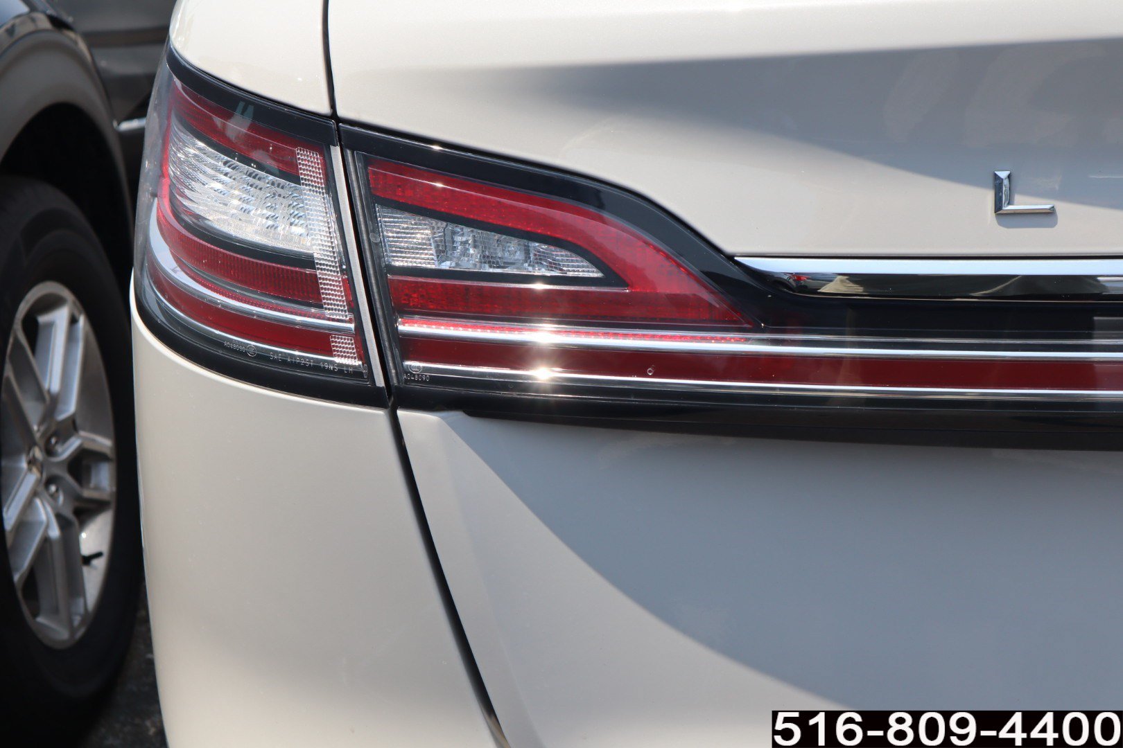Used 2022 Lincoln Nautilus Reserve AWD/4WD image 21