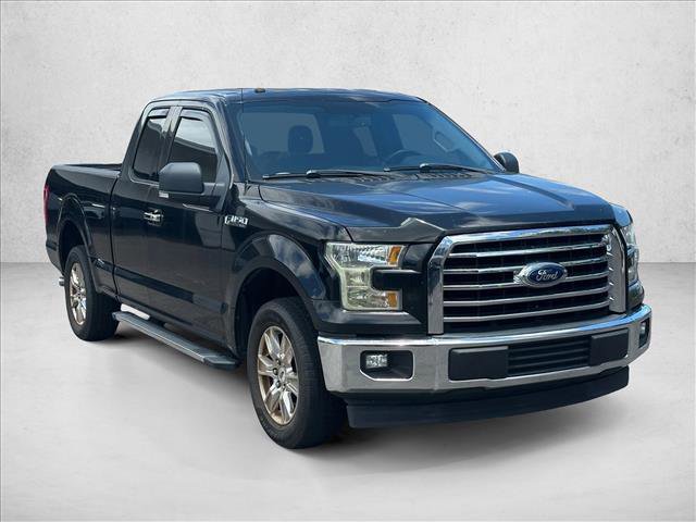 Used 2017 Ford F150 XLT w/ Equipment Group 301A Mid RWD image 3