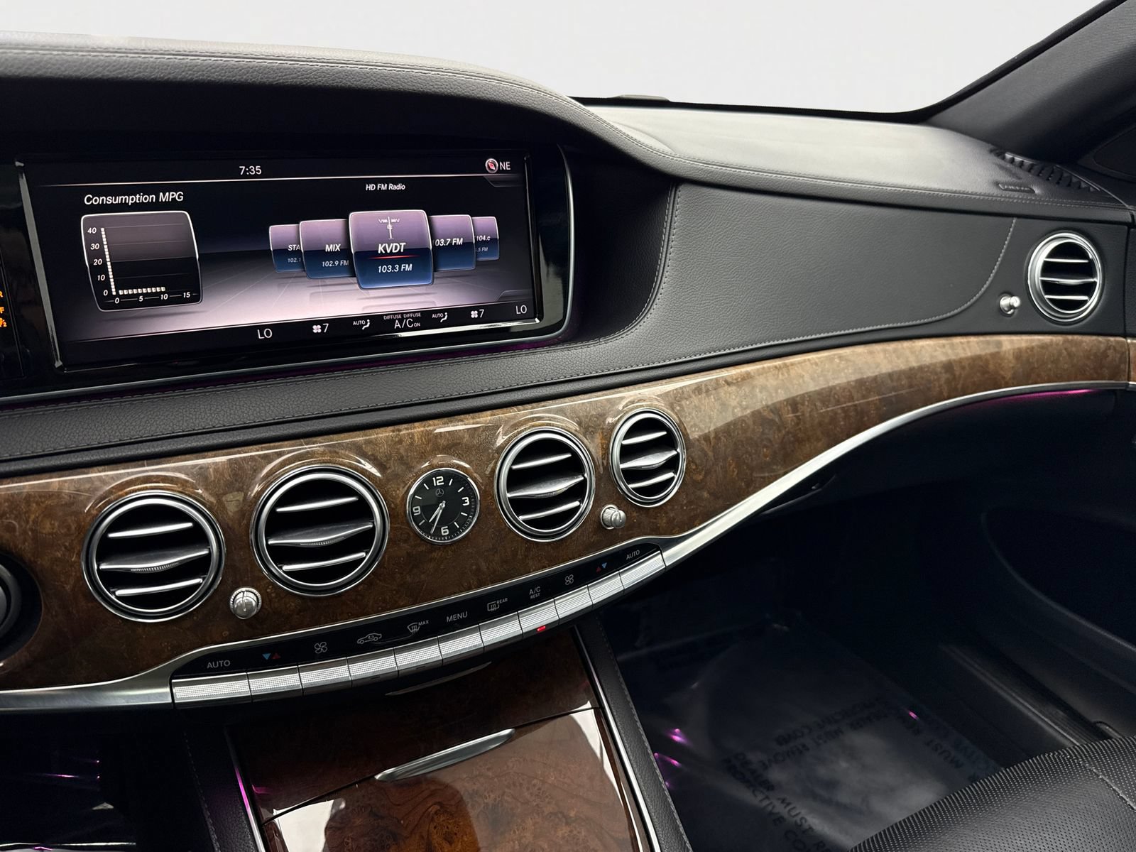 Used 2015 Mercedes-Benz S 550 Sedan image 24