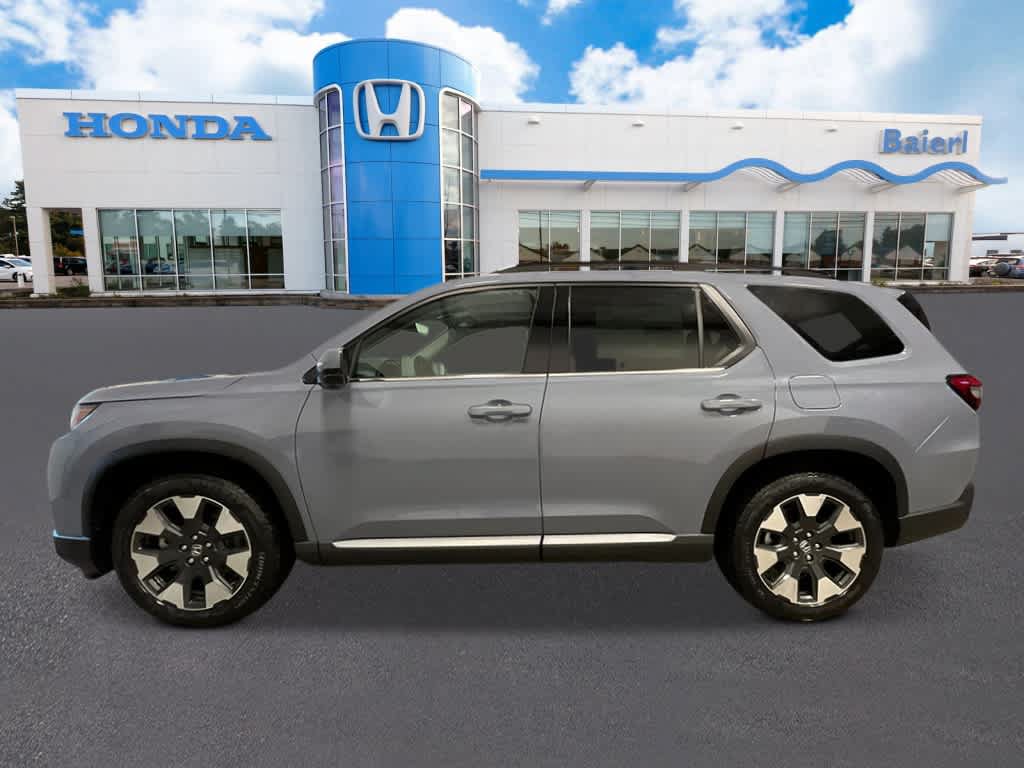New 2026 Honda Pilot Touring image 2