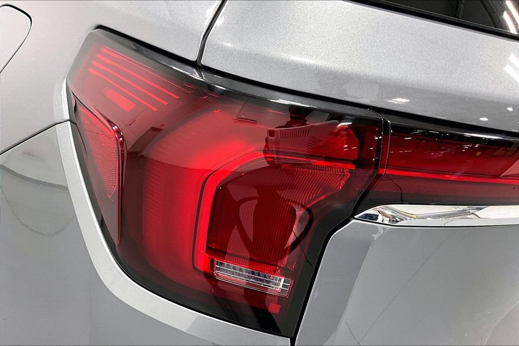 Used 2025 GMC Terrain Elevation FWD image 35