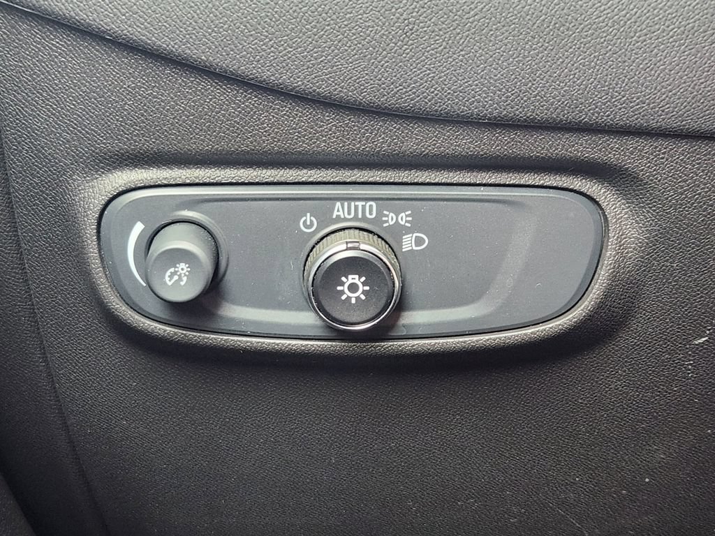 Used 2024 Chevrolet Equinox LT AWD/4WD image 13
