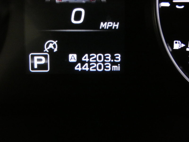 Used 2020 Subaru Outback Premium image 16