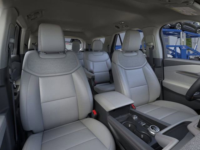 New 2026 Ford Explorer Active w/ Active Comfort Package image 10