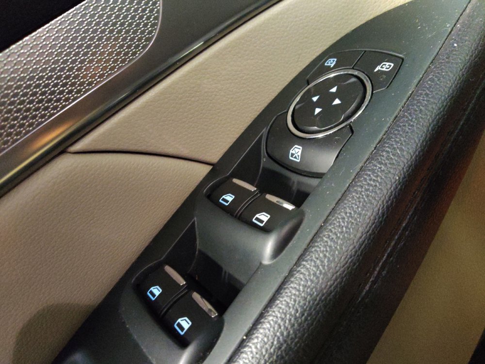 Used 2019 Ford Explorer XLT w/ Equipment Group 202A image 27