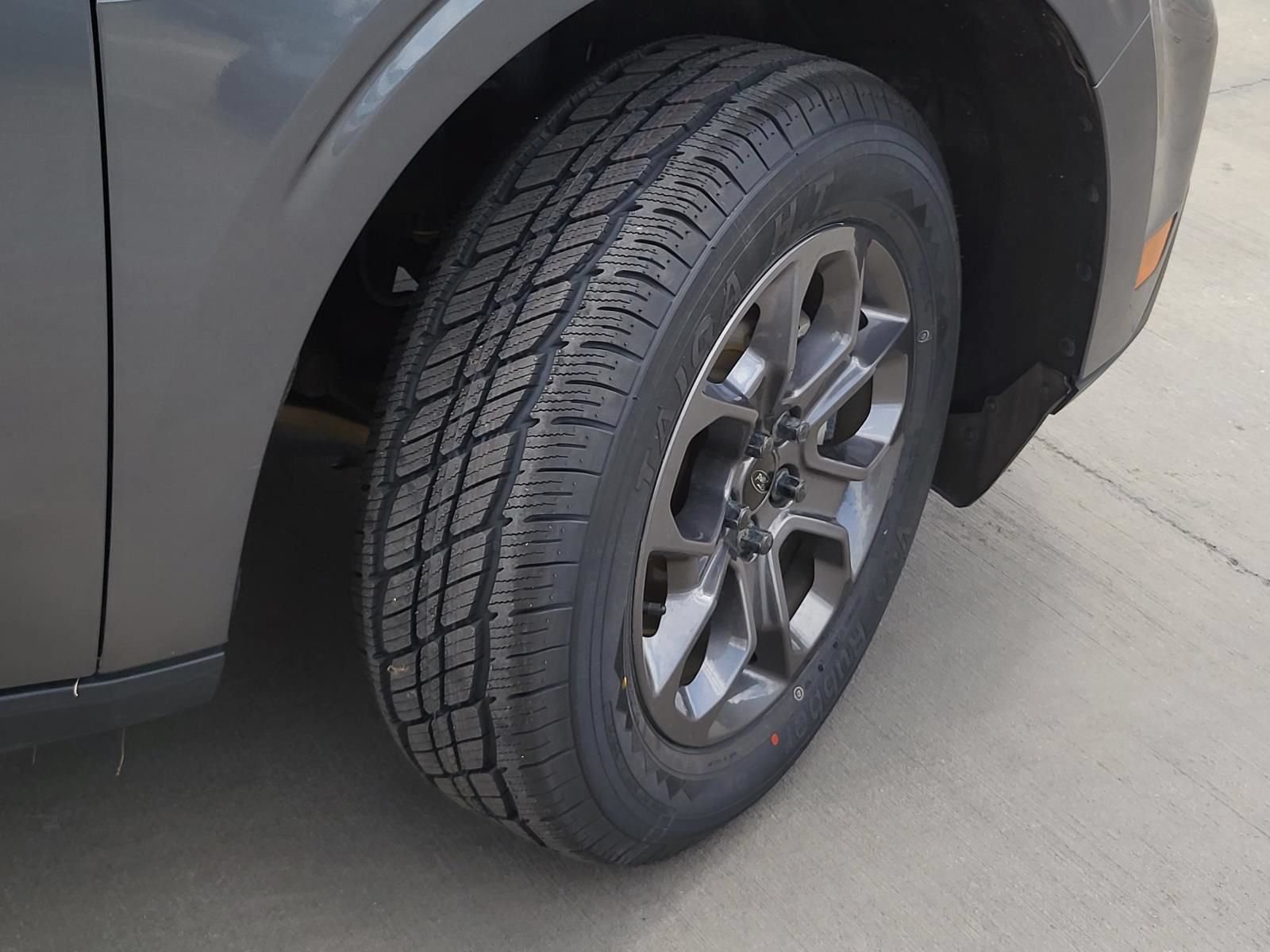 Used 2024 Ford Maverick XLT FWD image 7
