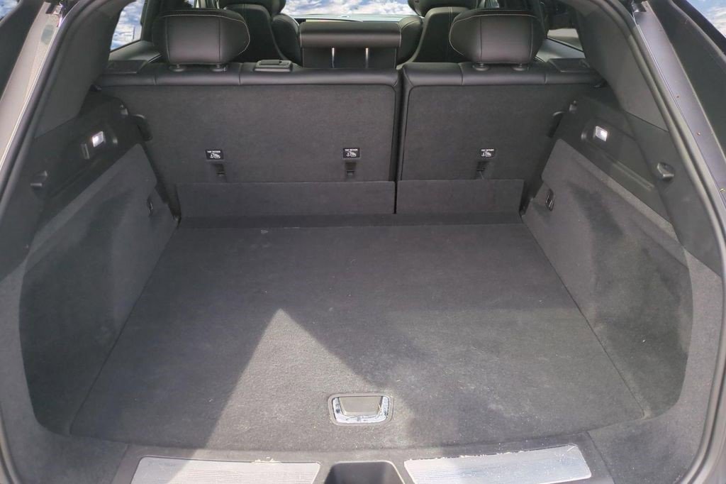 Certified 2024 Cadillac Lyriq Luxury image 17