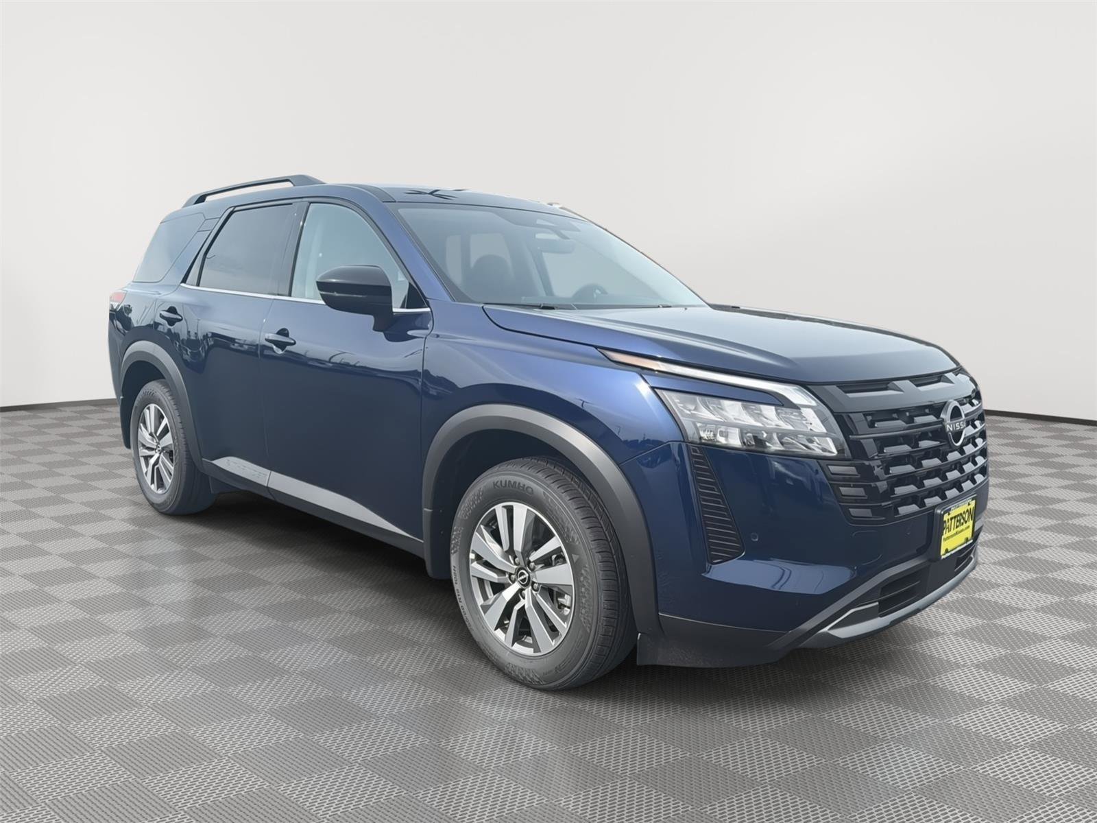 New 2026 Nissan Pathfinder SL FWD image 3
