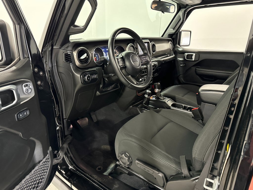 Used 2022 Jeep Wrangler Unlimited Sport image 17
