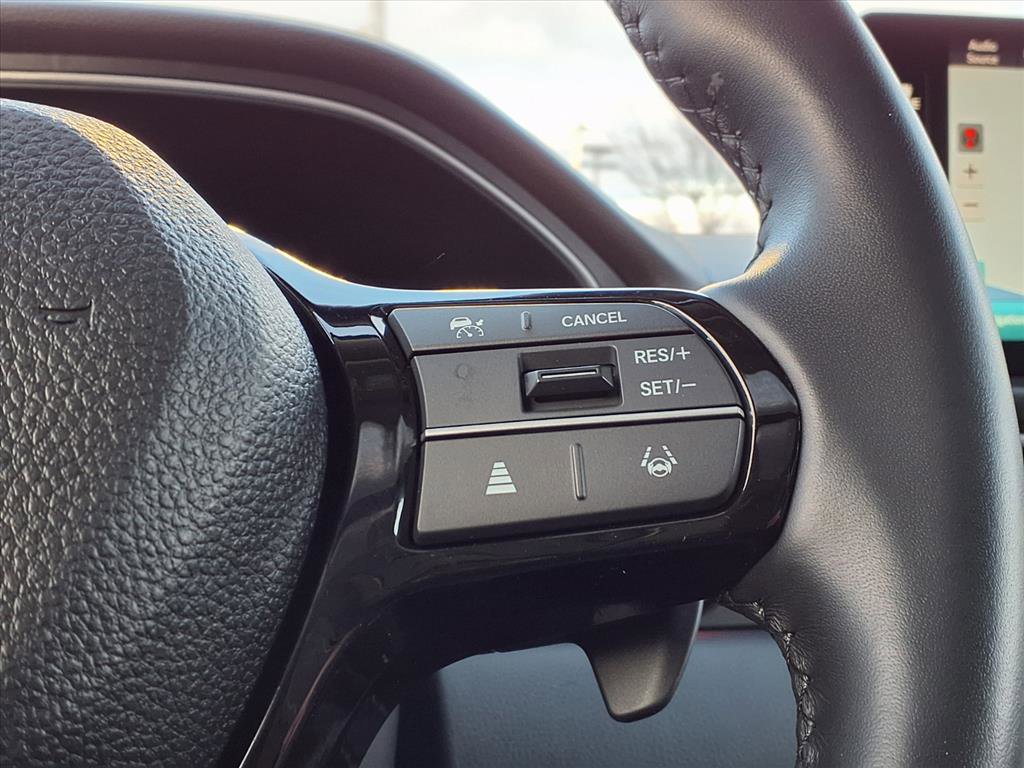 Certified 2025 Honda Pilot Touring image 26