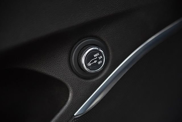Used 2019 Buick Enclave Essence FWD image 9