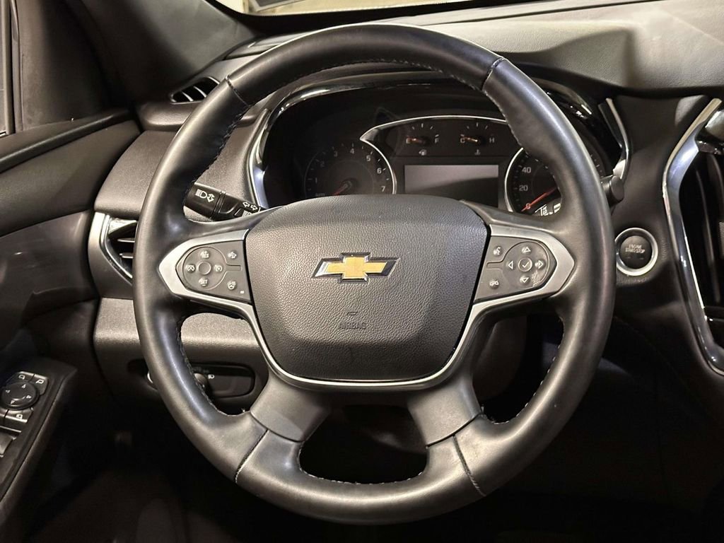 Used 2023 Chevrolet Traverse LT w/ LT Premium Package image 20