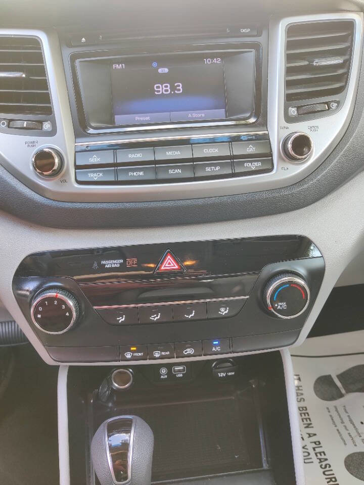 Used 2017 Hyundai Tucson SE image 15