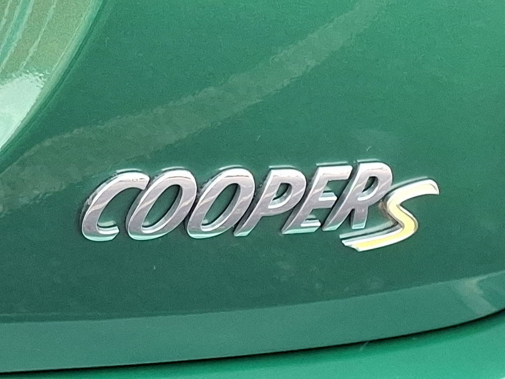 Used 2022 MINI Cooper SE image 16