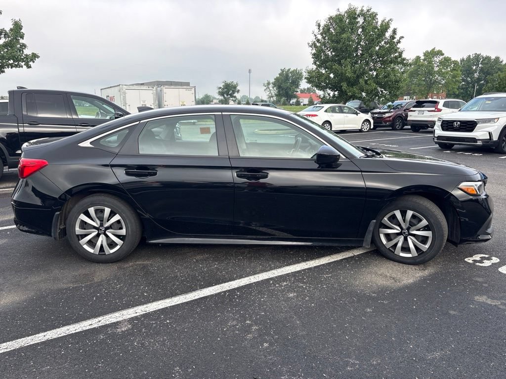 Used 2023 Honda Civic LX image 9