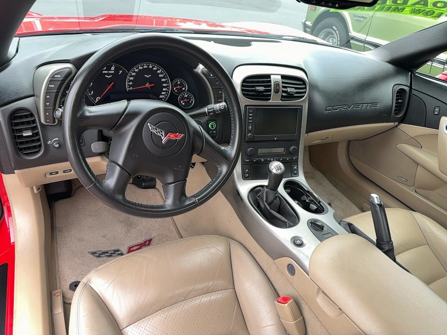 Used 2005 Chevrolet Corvette Convertible w/ Preferred Equipment Group RWD image 19