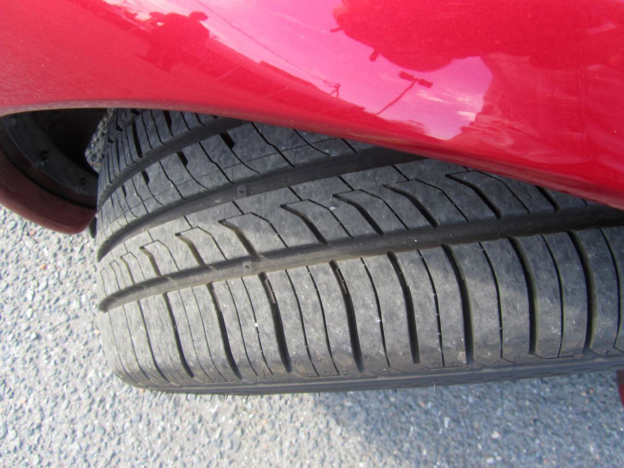 Used 2001 Chevrolet Corvette Convertible w/ Preferred Equipment Group2 image 27