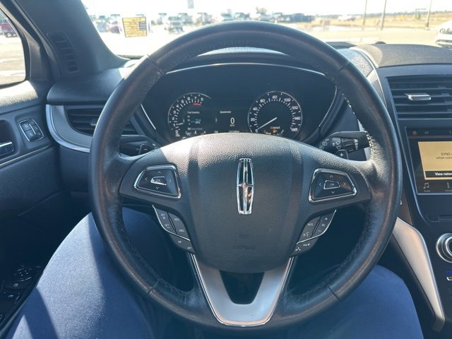 Used 2019 Lincoln MKC Premiere image 32