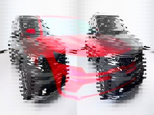 Certified 2023 Kia Sorento EX image 3