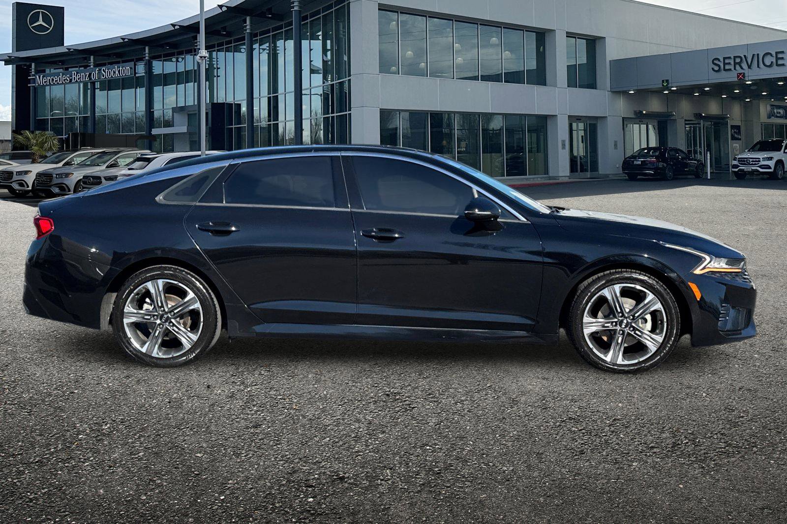 Used 2021 Kia K5 EX w/ EX Premium Package image 3