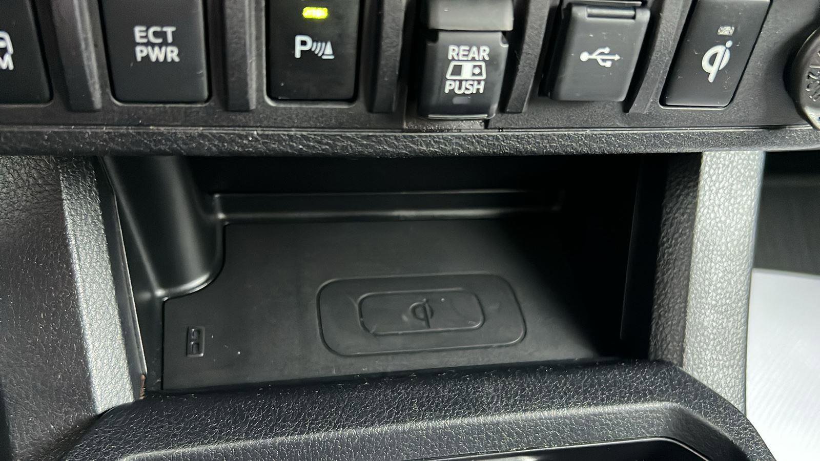 Used 2020 Toyota Tacoma TRD Sport image 24