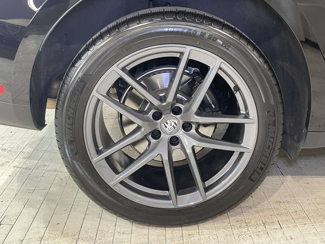 Certified 2026 Porsche Macan Turbo AWD/4WD image 12
