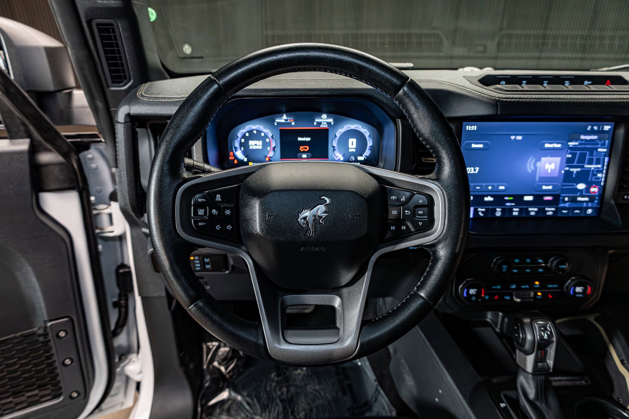 Used 2025 Ford Bronco Badlands AWD/4WD image 15